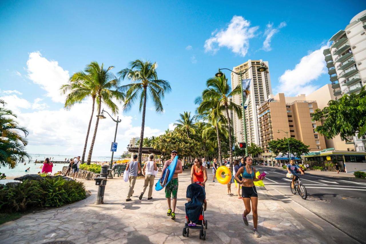 Aloha Vibes Await! Stylish Condo At Aloha Surf - Mountain And City Views Honolulu Exterior foto