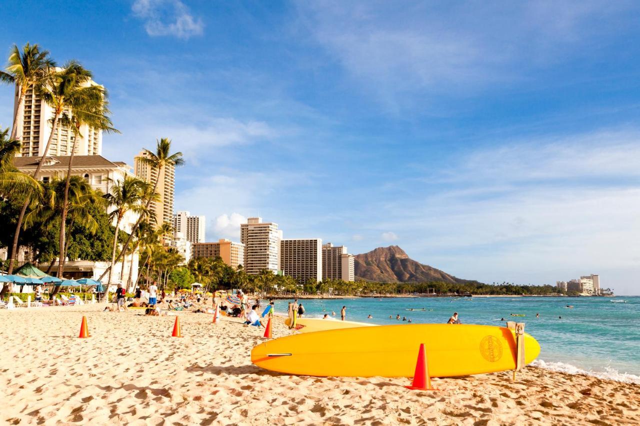 Aloha Vibes Await! Stylish Condo At Aloha Surf - Mountain And City Views Honolulu Exterior foto